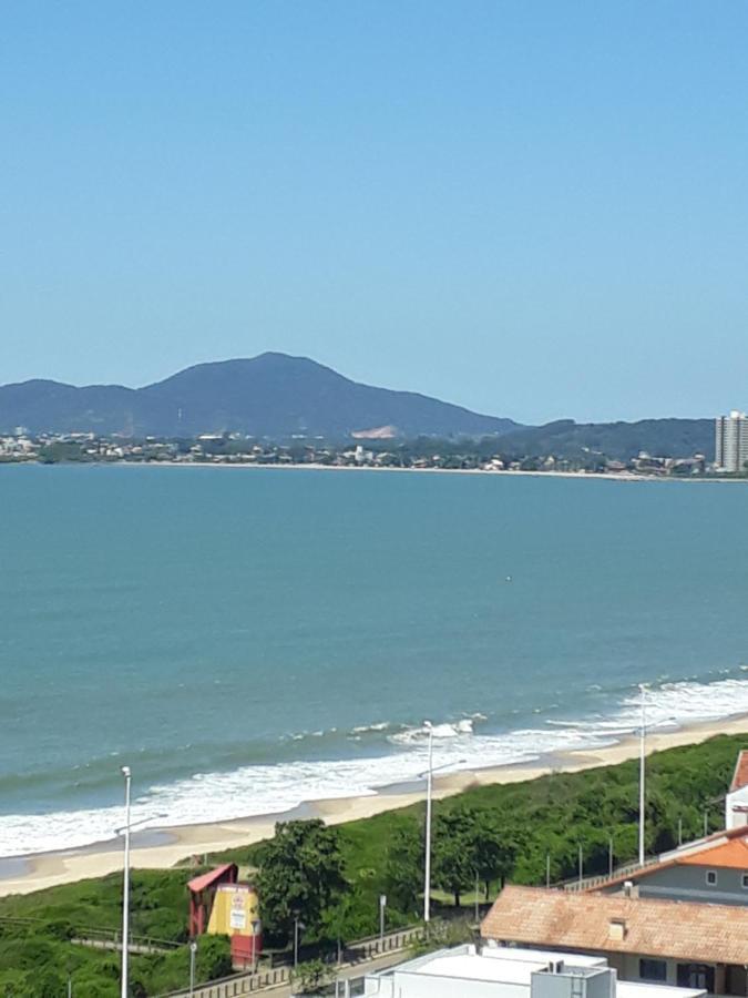 Apartamento Dona Elvira Piçarras Exterior foto